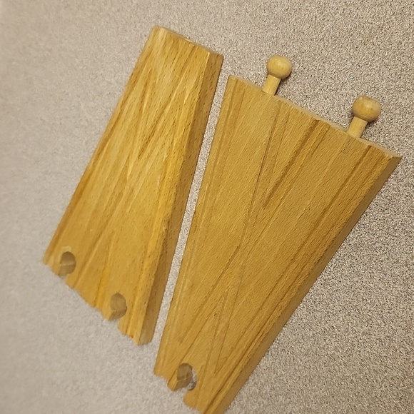 Brio Wooden Train Tracks - Picture 2 of 6